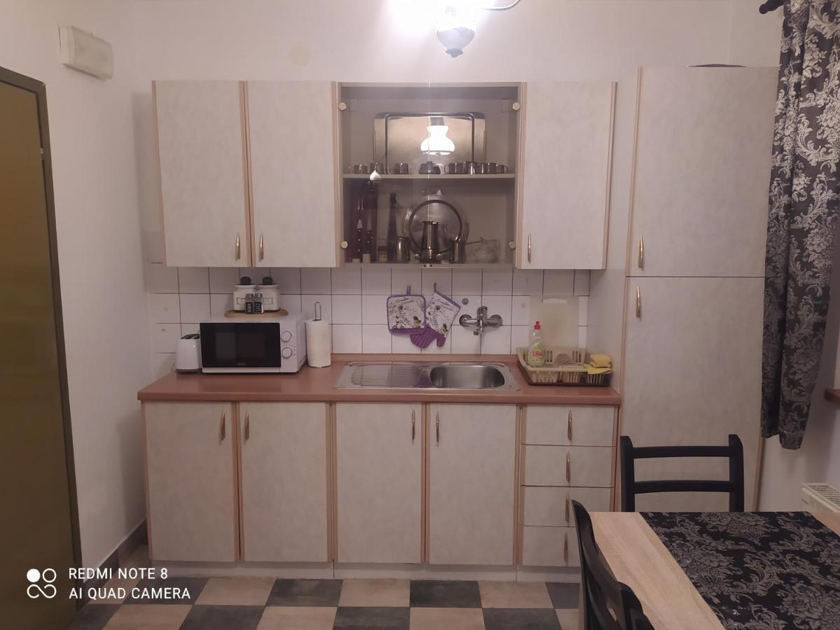 Apartment Gabi Смолянац Экстерьер фото