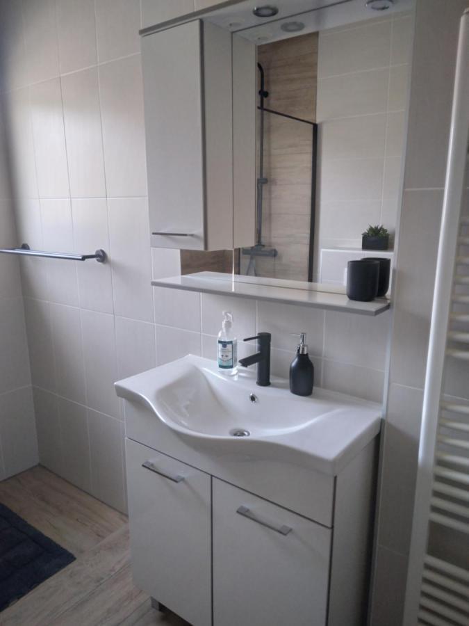 Apartment Gabi Смолянац Экстерьер фото
